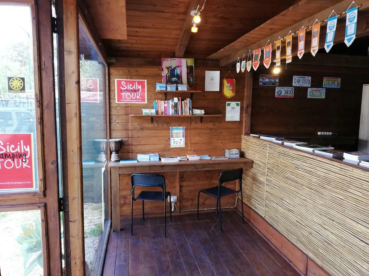 סן לאונה Camping Valle Dei Templi אתר קמפינג סן לאונה